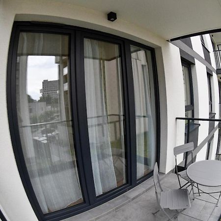 Elegant Two-Room Apartment, Sleeps 4, Near Turon Arena, With Balcony Krakow Luaran gambar